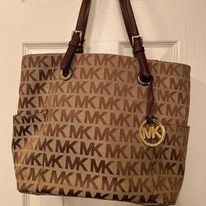 Michael Kors Purse!